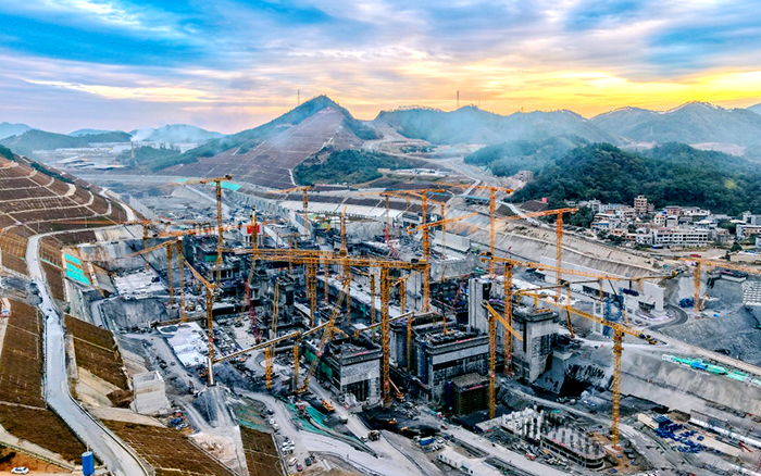 w66利来群塔奋战平陆运河 “世纪工程”雄姿初现