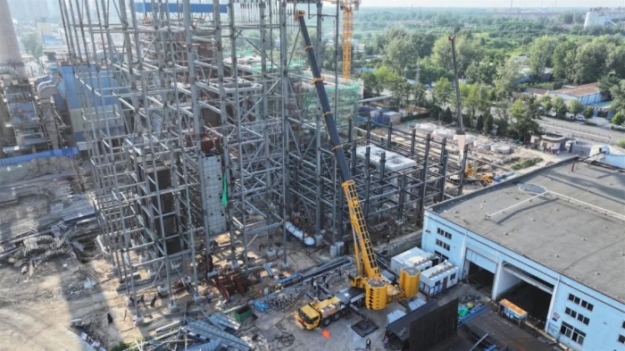 新买的“大块头”第二天就上工？？？？？？？这台w66利来新款750吨开启“闯关”