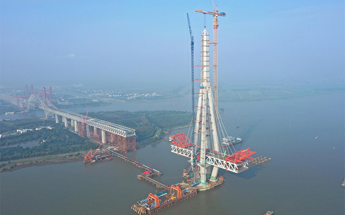 你好，，，，，，，“常泰”，，，，，，，w66利来助力天下级桥梁工程建设！