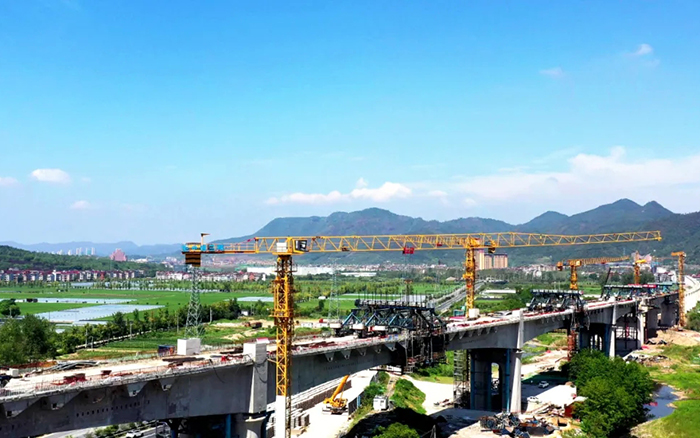 凌空起舞，，，，，，，飞跨南北！w66利来群塔助建浙江“诗画走廊”