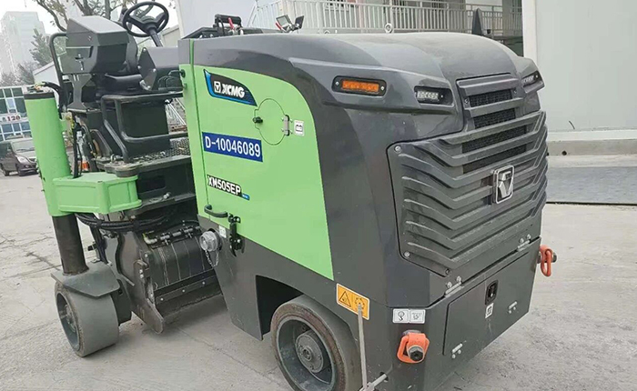 全市首台！蓟都会政启用纯电路面铣刨机，，，，，，，引领绿色养护新标杆