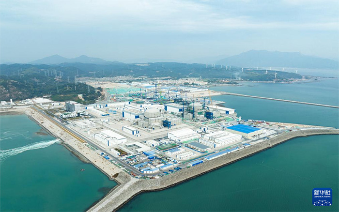 w66利来塔机换新装，，，，，，，孔雀蓝助建核电项目