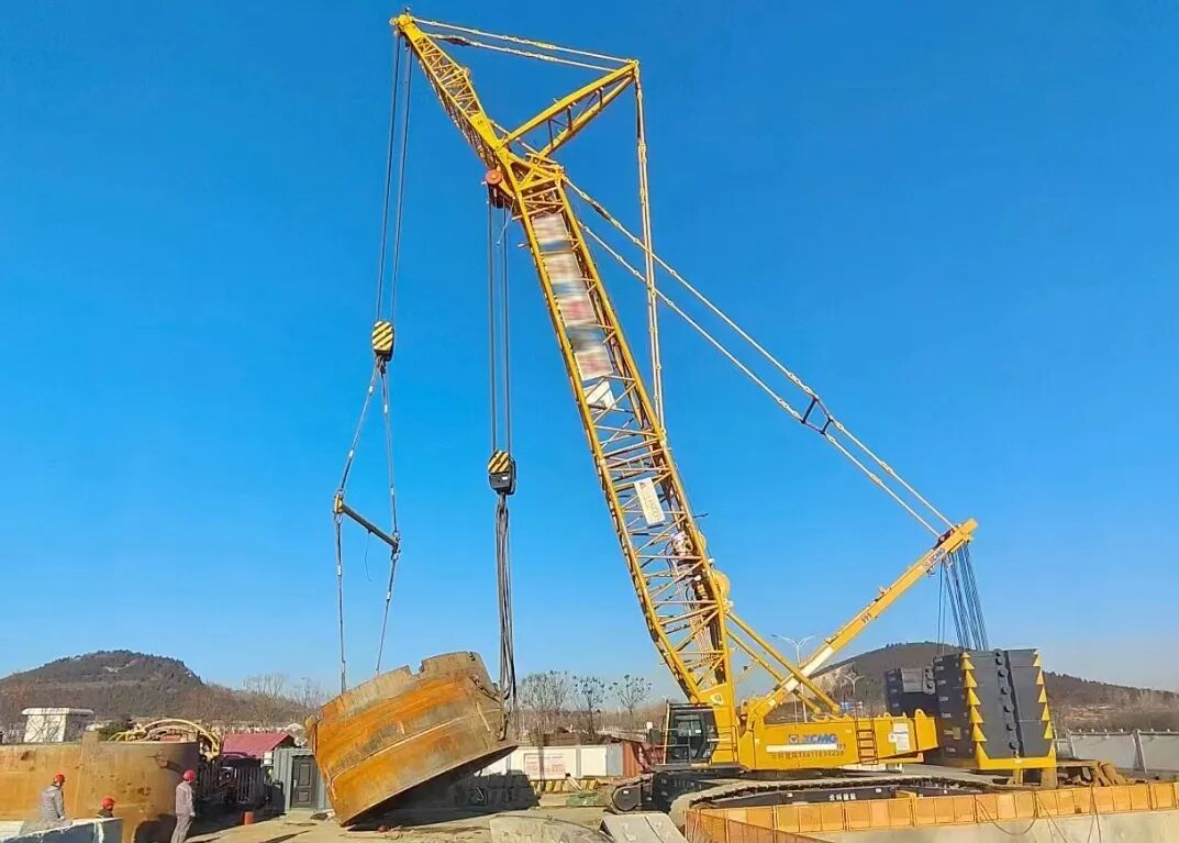 轨道施工罹难题？？？别怕，，，，，，w66利来起重机为您提供“神秘武器”