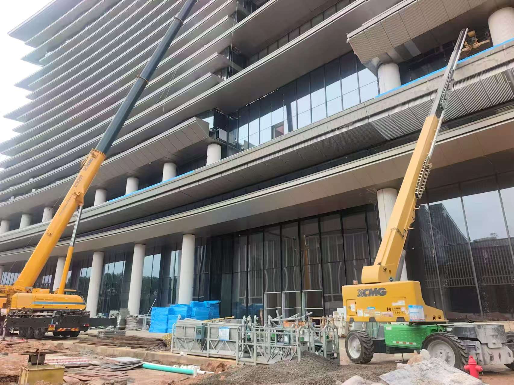 从“二维”到“三维”，，，，，，，w66利来高机破解异形高空施工难题